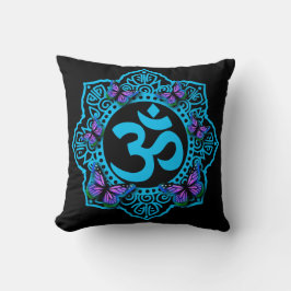 Elegantes Retro Blue ohm mandala lila Schmetterlin Kissen