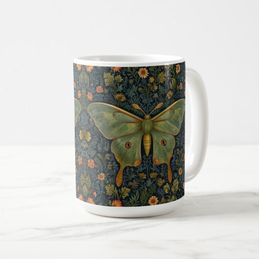 Elegantes Retro boho Luna moth botanisch Kaffeetasse (VorderseiteRechts)