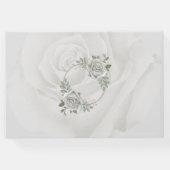Elegantes romantisches Foto mit rustikalen Rosen Gästebuch (Rückseite)