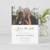 Elegantes romantisches Kalligraphie-Foto Save The Date (Stehend Vorderseite)