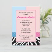 Elegantes Rosa Blue Zebra Gender Reveveal Party Ei Einladung (Stehend Vorderseite)