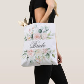 Elegantes rosa Blush Bloral Bride Script Wasserfar Tasche (Von Nahem)