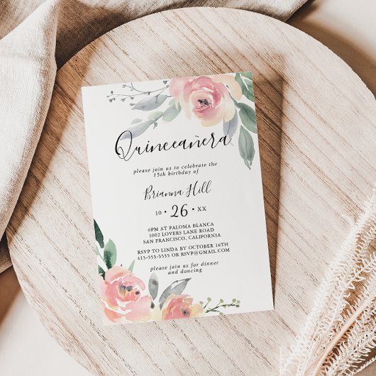 Elegantes Rosa Blush Floral Quinceañera Einladung