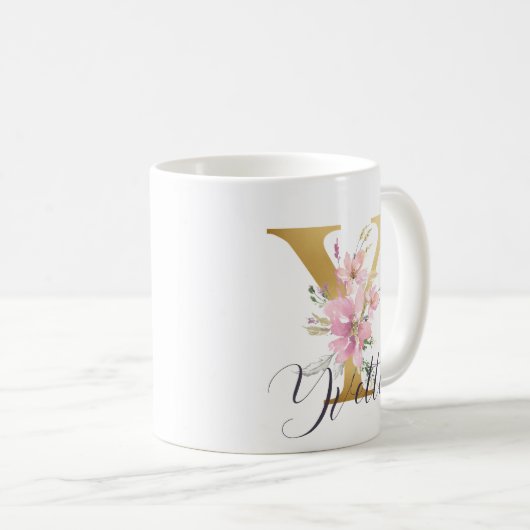 Elegantes Rosa Floral Gold Letter Monogram Y Kaffeetasse (VorderseiteRechts)