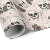 Elegantes Rosa Gothic Skulls Halloween Geschenkpapier (Rolleneckpunkt)