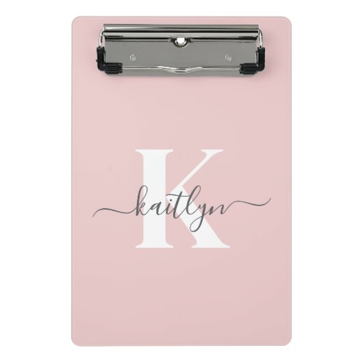 Elegantes Rosa-Hauch-Grau-Script-Monogramm Mini Klemmbrett (Vorderseite)