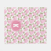 Elegantes rosa Hydrangeen-Blumenmuster-Monogramm Fleecedecke (Vorderseite (Horizontal))