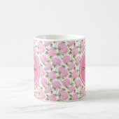 Elegantes rosa Hydrangeen-Blumenmuster-Monogramm Kaffeetasse (Mittel)