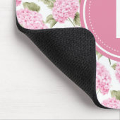 Elegantes rosa Hydrangeen-Blumenmuster-Monogramm Mousepad (Ecke)