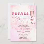 Elegantes Rosa Petals & Prosecco Brautparty Einladung (Vorderseite)