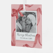 Elegantes Rosa Red Bow Foto Ornament Aus Glas (Vorderseite links)