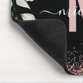 Elegantes Rosa Rose Gold Glitzer Monogramm Mousepad (Ecke)