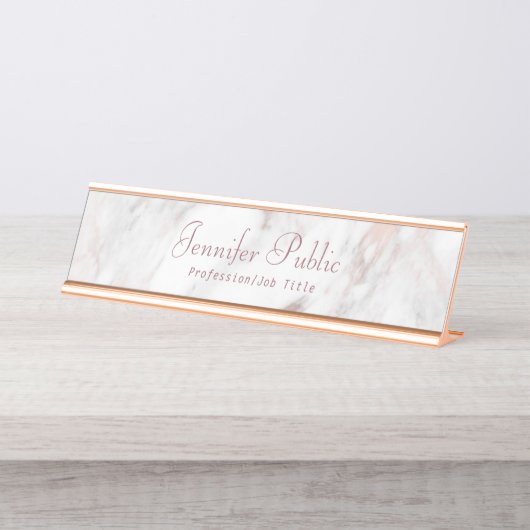 Elegantes Rosegold-Marble Modernes Skript-Template Schreibtischnamensplakette (Vorderseite )
