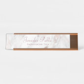 Elegantes Rosegold-Marble Modernes Skript-Template Schreibtischnamensplakette (Vorderseite )