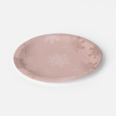 Elegantes Rosen-Goldweihnachtsschneeflocke-Muster Pappteller (Schrägansicht)