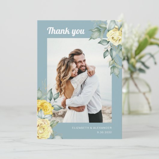 Elegantes Rosengebirge Blumengrün Hochzeitsfest Fo Dankeskarte (Stehend Vorderseite)