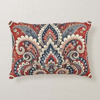 Elegantes Rot-Weiß-Blau-Paisley-Blumenmuster Dekokissen