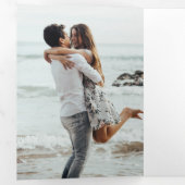 Elegantes Rotes Foto Dreifach Gefaltete Einladung (Innen Erste Seite)