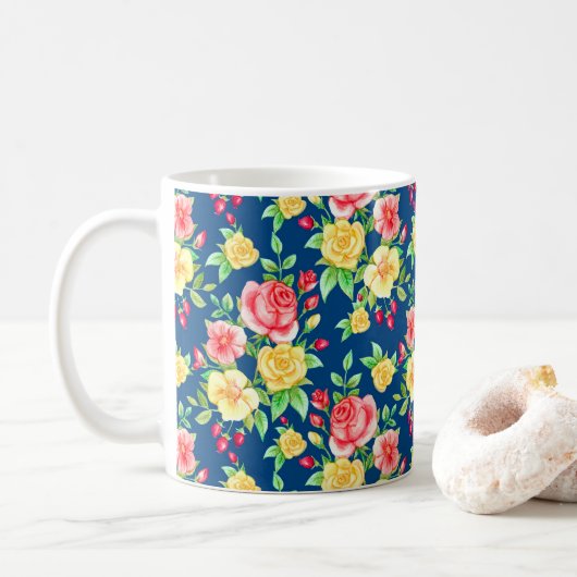 Elegantes rotes Rosenmuster Kaffeetasse (Mit Donut)