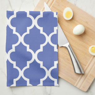 Elegantes Royal Blue Quatrefoil Fliesenmuster Handtuch