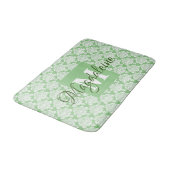 Elegantes Sage Green Damask Lace Monogram & Name Badematte (Schrägansicht)