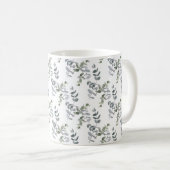Elegantes Salbeigrünes Eukalyptus-Blattmuster Kaffeetasse (VorderseiteRechts)