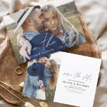 Elegantes Save the Date handgeschriebenes Foto Min<br><div class="desc">Handgeschriebene Hochzeit Speichern Sie die Datumskarten mit einem Foto auf der Vorder- und Rückseite. Die Save the Date Herbst-,  Herbst-,  Winter-,  Frühlings- oder Sommerkarten enthalten eine moderne,  handgeschriebene Schrift-Typografie,  die elegant,  einfach und modern ist,  um nach einem einfachen Hochzeitsfeiertag minimalistisch zu wirken.</div>