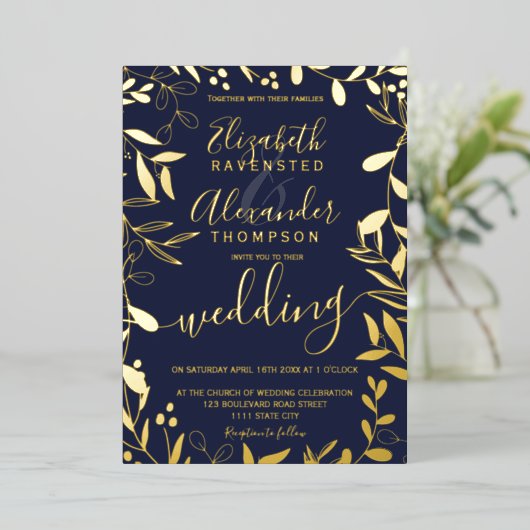 Elegantes schicke Hochzeitsgold mit blühendem Blau Folieneinladung (Stehend vorne)