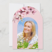 Elegantes Schriftfoto Rosa Abschlussfeier Torbogen Einladung (Rückseite)