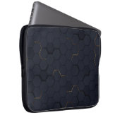 Elegantes Schwarz-Gold-Hexagonal-Muster Laptop-Sie Laptopschutzhülle (Vorne Rechts)