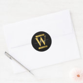 Elegantes Schwarz & Gold Monogram Modernes Skript Runder Aufkleber (Umschlag)