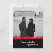 Elegantes Schwarz mit Red Hearts Holiday Card (Vorderseite)