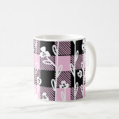 Elegantes, schwarz-rosa kariertes Muster Kaffeetasse (VorderseiteRechts)