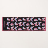 Elegantes Schwarz-Rosa Schmetterlingsmuster Zen Yo Yogamatte (Rückseite (Horizontal))