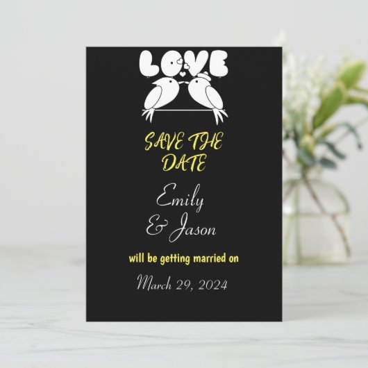 Elegantes Schwarz Save the Date mit Liebesvögeln Einladung (Stehend Vorderseite)