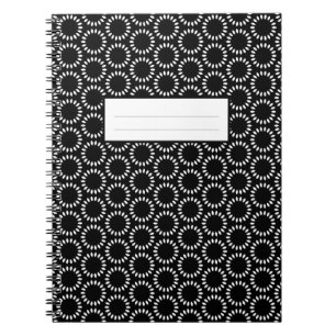 Elegantes Schwarz-Weiß-Blütenblatt-Mandala-Muster Notizblock