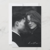 Elegantes Schwarz-Weiß-Foto für Minimalistische Ho Einladung (Rückseite)