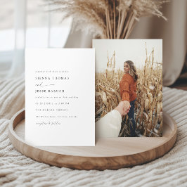 Elegantes Schwarz/Weiß-Foto mit minimalem Skriptau Einladung