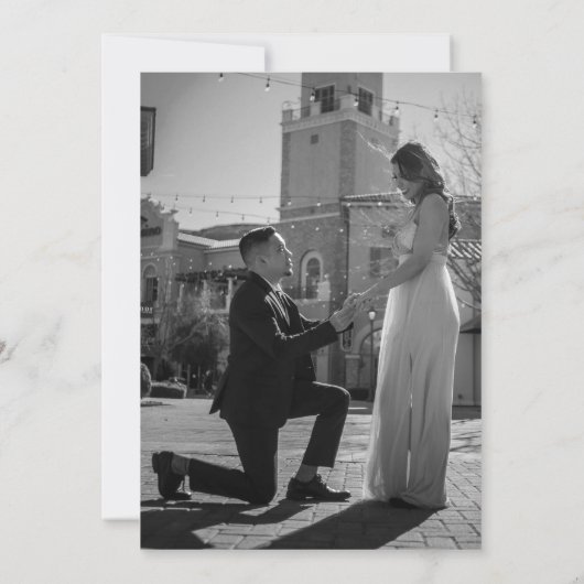 Elegantes Schwarz-Weiß-Foto Save the Date Einladung (Rückseite)