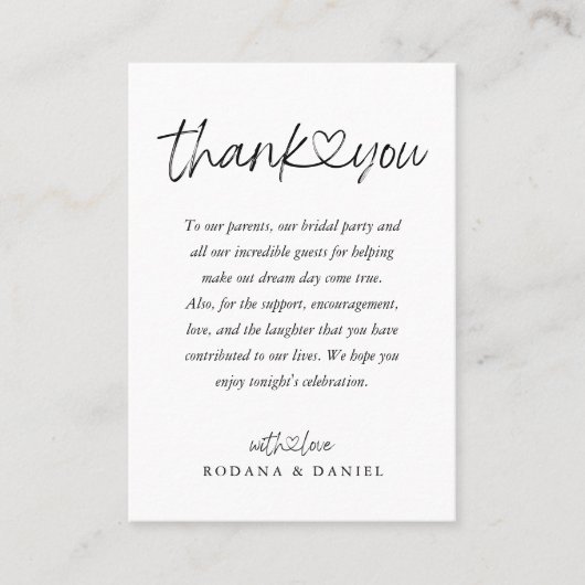 Elegantes Schwarz-Weiß-Kalligrafie-Herz-Hochzeit Platzkarte (Vorderseite)