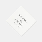 Elegantes Schwarz-Weiß-Monogramm & Datum Hochzeit Serviette (Ecke)