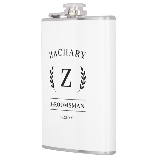Elegantes Schwarz-Weiß-Monogramm-Trauzeugen-Gesche Flachmann (Links)