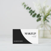 Elegantes Schwarz-Weiß-QR-Code-Make-up-Artist  Visitenkarte (Stehend Vorderseite)