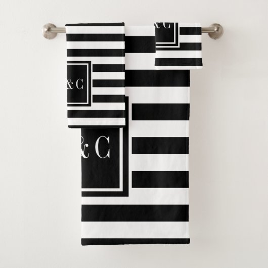 Elegantes Schwarz-weiß Stripe Monogramm Badhandtuch Set (Insitu)