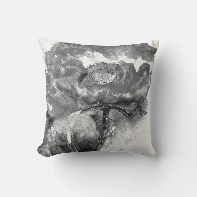 Elegantes Schwarz-weißes Blumengemälde in Wasserfa Kissen (Vorderseite)