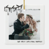 Elegantes Schwarz-weißes Erstes Foto Keramikornament (Rückseite)