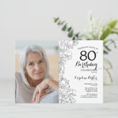 Elegantes Schwarz-weißes florales Foto 80. Geburts Einladung (Stehend Vorderseite)