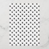 Elegantes Schwarz-weißes Halloween Cocktail Party Folieneinladung (Rückseite)