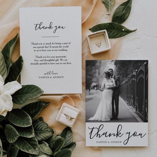 Elegantes Schwarz-weißes Hochzeitsszenario-Foto Da Dankeskarte