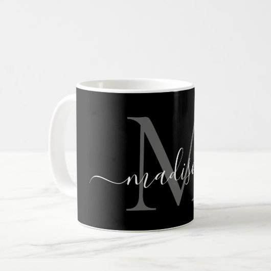 Elegantes Schwarz-weißes Monogram Script Stilvoll Kaffeetasse (Vorderseite Links)